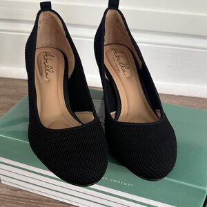 Abella Black knit weave  wedge